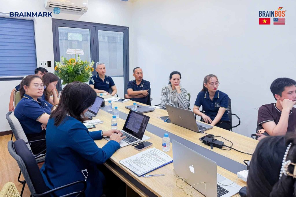 Đội ngũ chuyên gia BrainMark Vietnam và Ban dự án Tân Hòa 1 trao đổi chuyên môn sâu về quy trình lập kế hoạch kinh doanh AOP