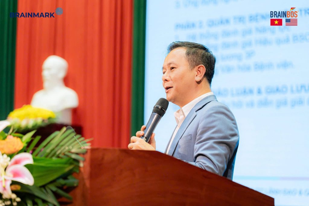 Th.S David Tân Nguyễn, Giám đốc chiến lược BrainMark Vietnam đang chia sẻ tại chương trình
